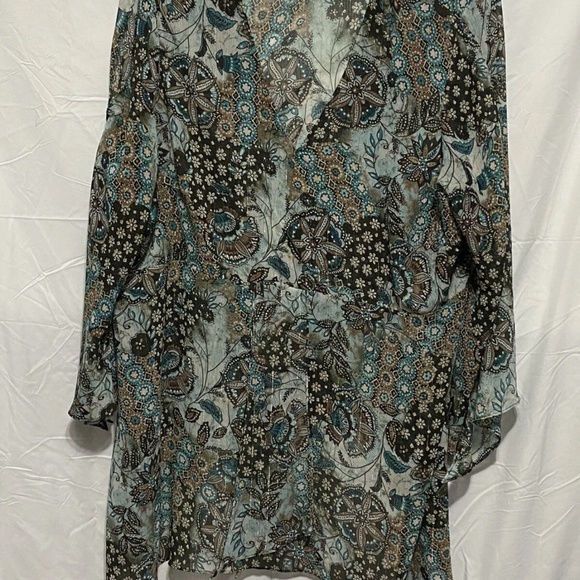 Lane Bryant shirt women 22/24 green multi color long sleeve open shoulder blouse - Picture 13 of 13